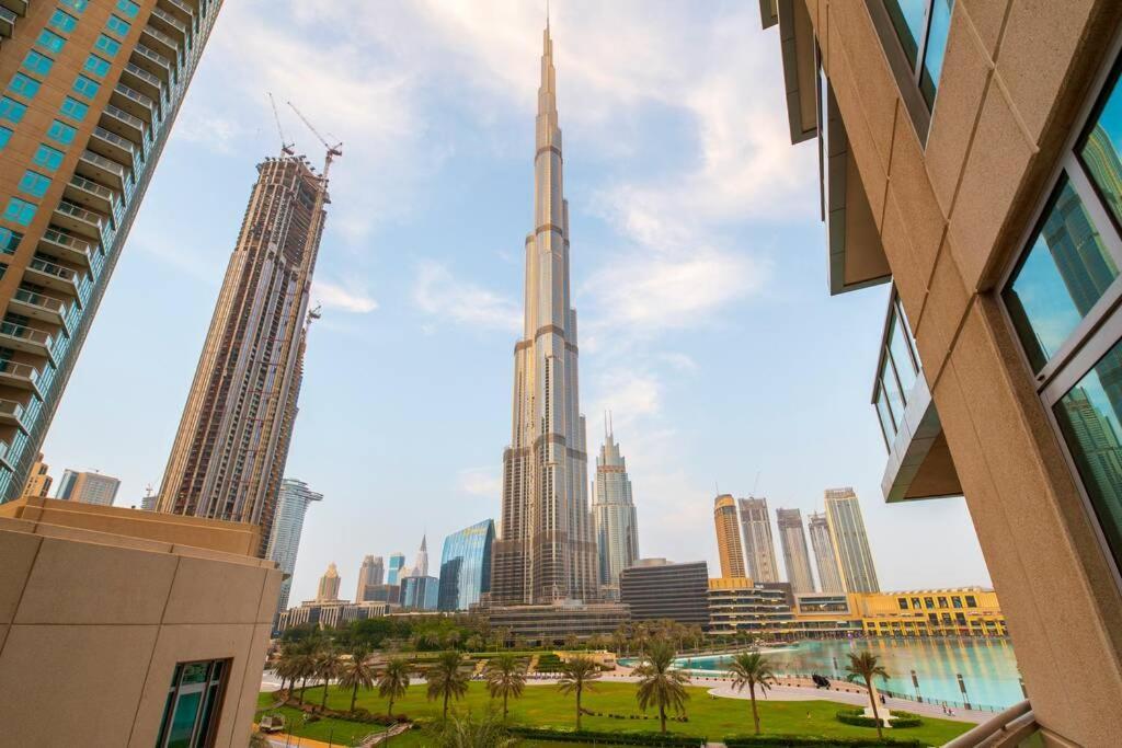 First Class 2Br With Full Burj Khalifa And Fountain View Dubai Exterior foto